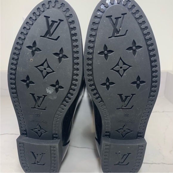 Louis Vuitton Wellington Rain Boot - Picture 2 of 5